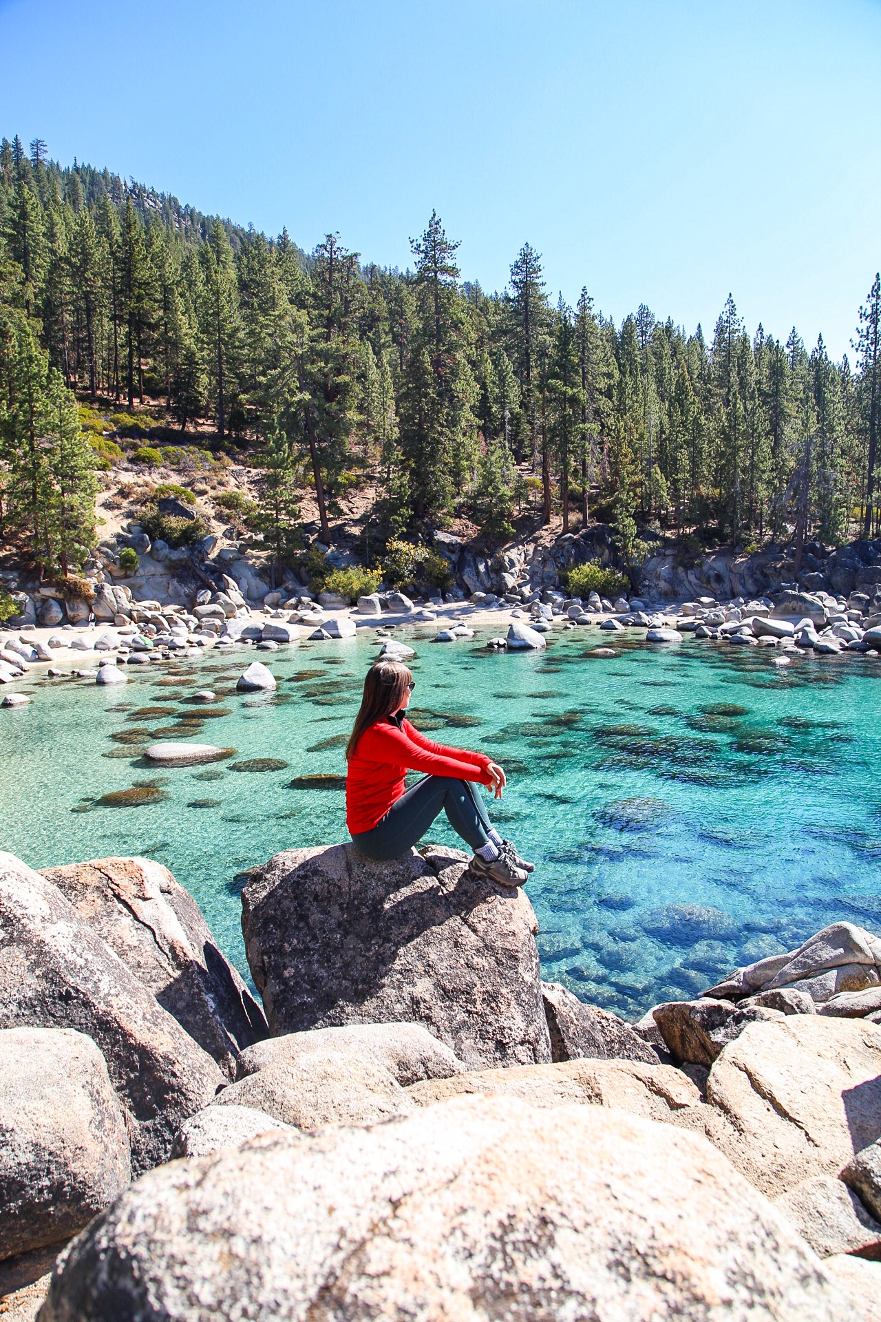 - tips for hiking solo
- hiking boots
- hiking tips for beginners
- hiking tips and tricks
- Hiking for Beginners: 10 Essential Tips
- hiking essentials for beginners
- hiking essentials list
- hiking safety tips for beginners
- what to do during hiking
- solo hiking tips
- solo hiking as a woman
- solo hiking essentials