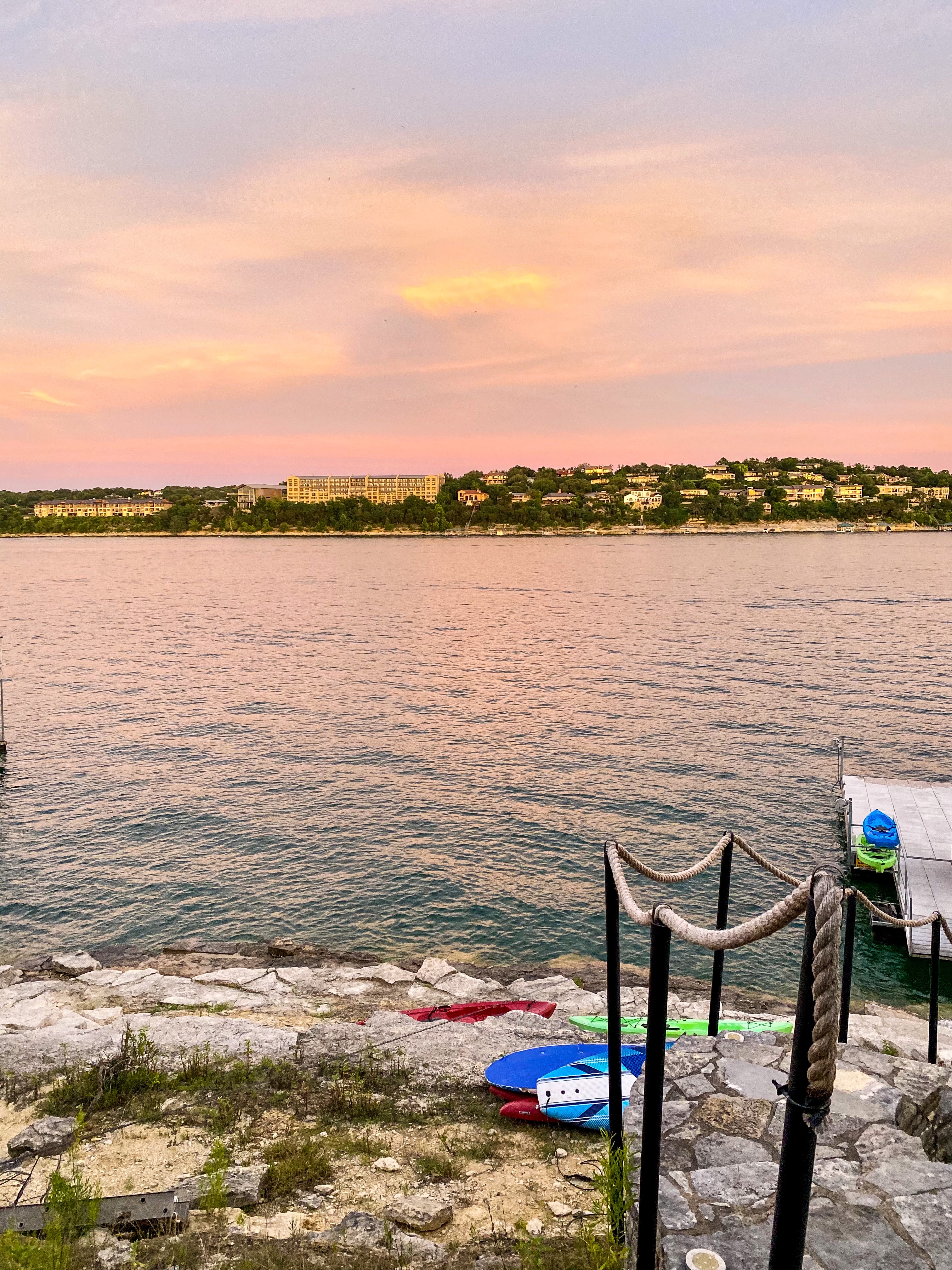 Top things to do in Austin, Texas; weekend getaway in Austin Texas, SXSW, Austin City Limits (ACL), outdoorsy things to do in Austin, Texas; where to eat and drink and Austin, Texas, where to stay in Austin texas, cute hotels in Austin, boutique hotels in Austin