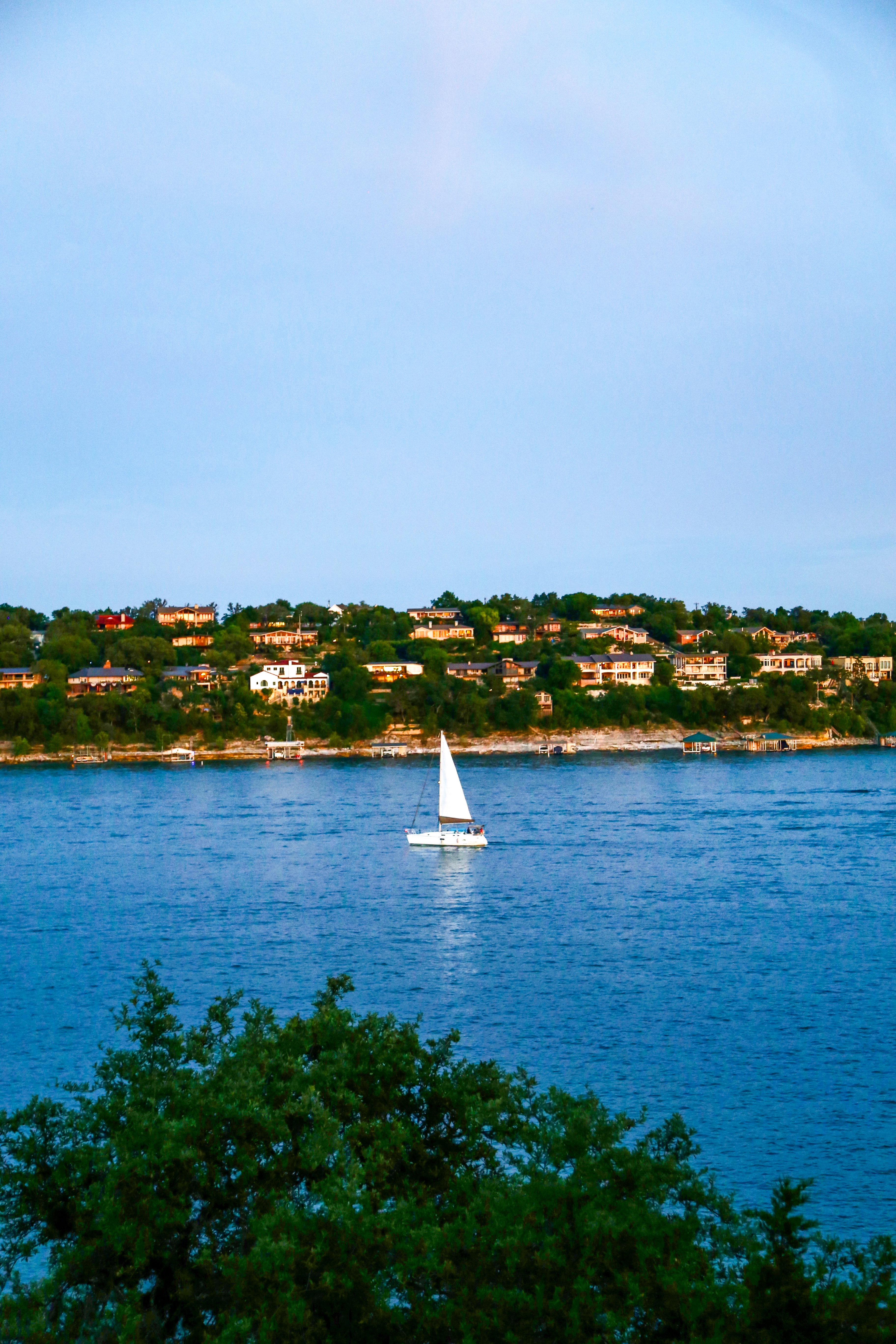 Top things to do in Austin, Texas; weekend getaway in Austin Texas, SXSW, Austin City Limits (ACL), outdoorsy things to do in Austin, Texas; where to eat and drink and Austin, Texas, where to stay in Austin texas, cute hotels in Austin, boutique hotels in Austin