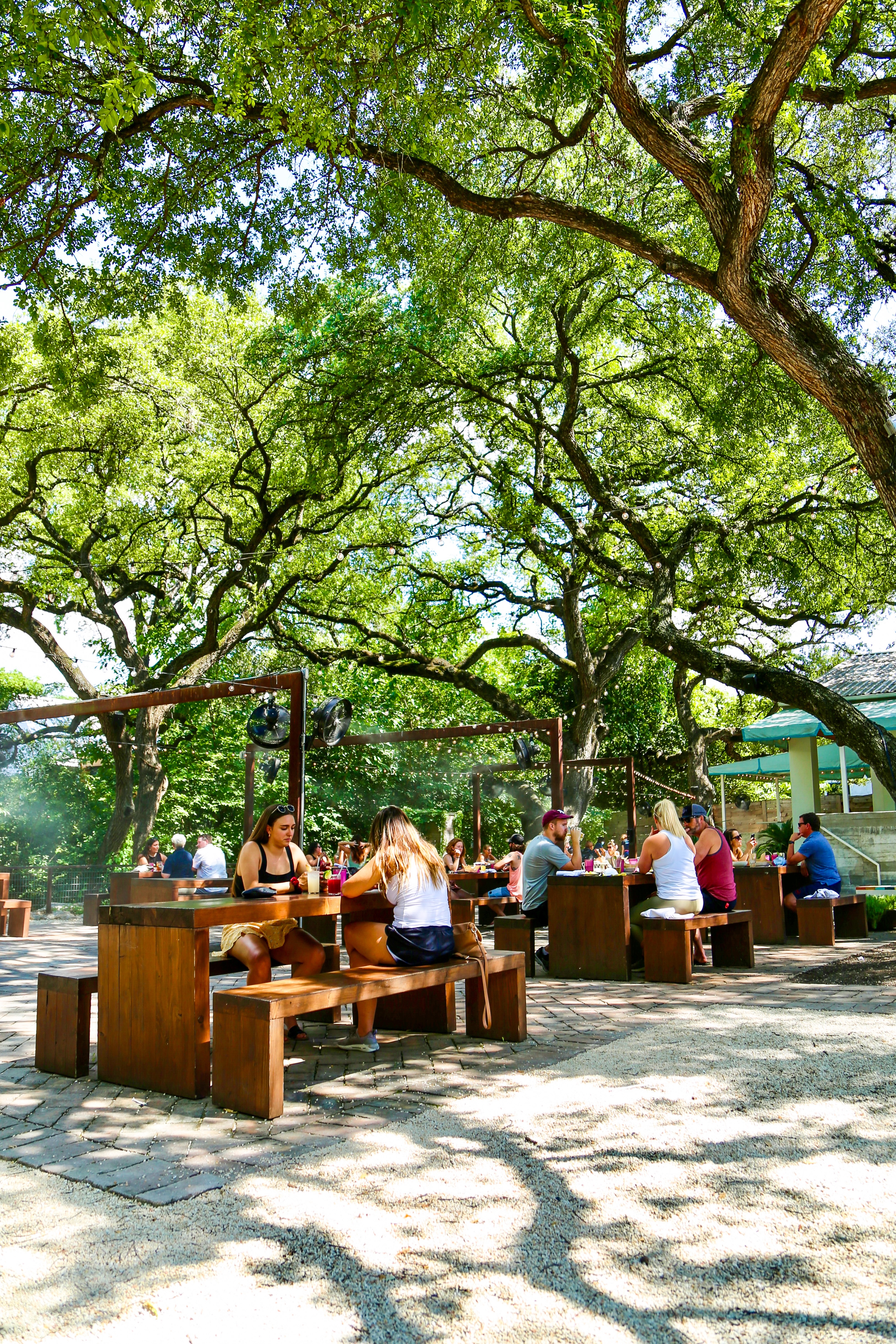 Top things to do in Austin, Texas; weekend getaway in Austin Texas, SXSW, Austin City Limits (ACL), outdoorsy things to do in Austin, Texas; where to eat and drink and Austin, Texas, where to stay in Austin texas, cute hotels in Austin, boutique hotels in Austin