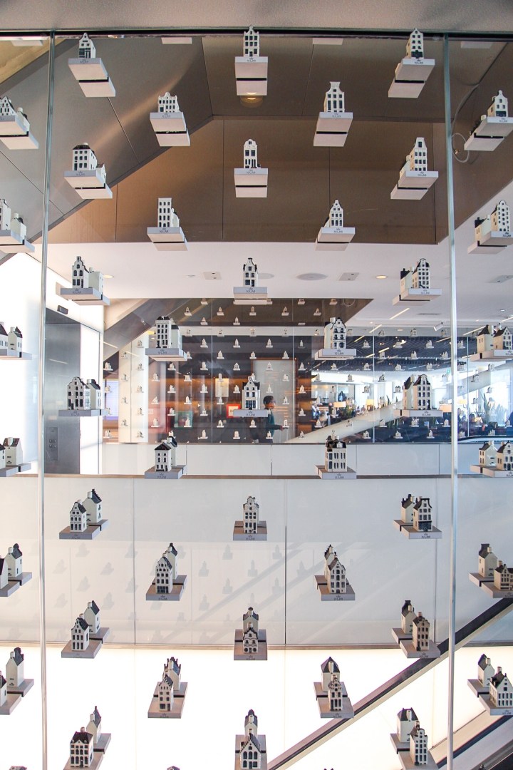 The KLM Crown Lounge: A Luxury Lounge Experience at Amsterdam Schiphol&nbsp;Airport